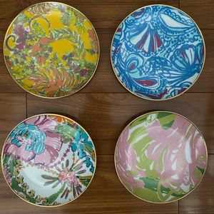 Set of 4 Lilly Pulitzer plates
